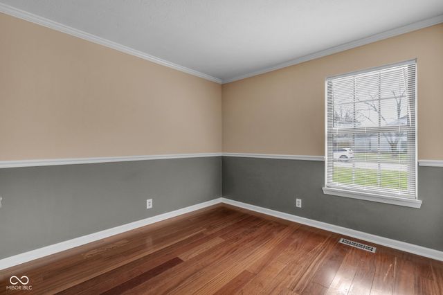 8880 Burwick Drive, Indianapolis, IN 46256