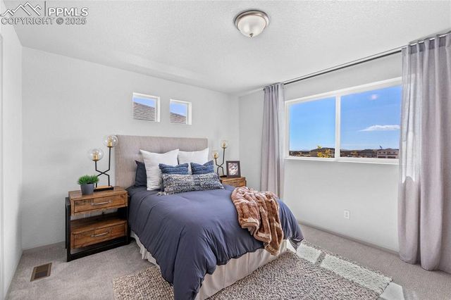 9279 Oro City Loop, Colorado Springs, CO 80927