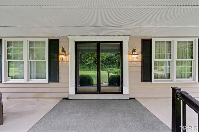 2049 Mullins Creek Road, Dupo, IL 62239