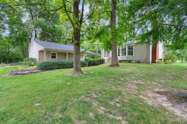 2049 Mullins Creek Road, Dupo, IL 62239