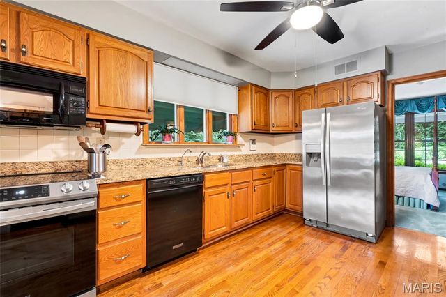 2049 Mullins Creek Road, Dupo, IL 62239