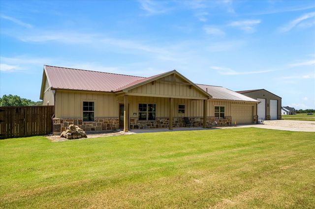 3157 Fm 2194, Celeste, TX 75423