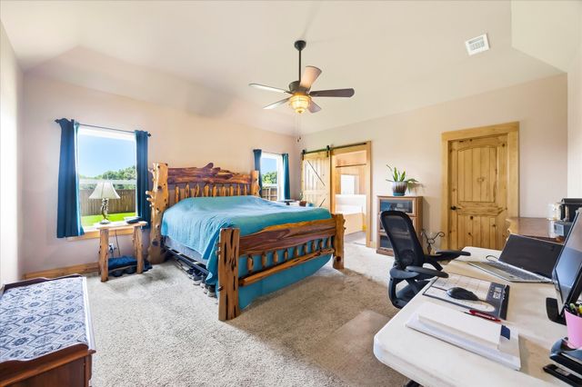 3157 Fm 2194, Celeste, TX 75423