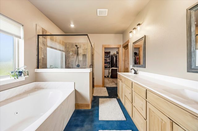 3157 Fm 2194, Celeste, TX 75423