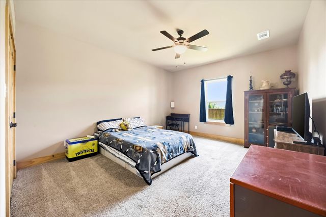 3157 Fm 2194, Celeste, TX 75423