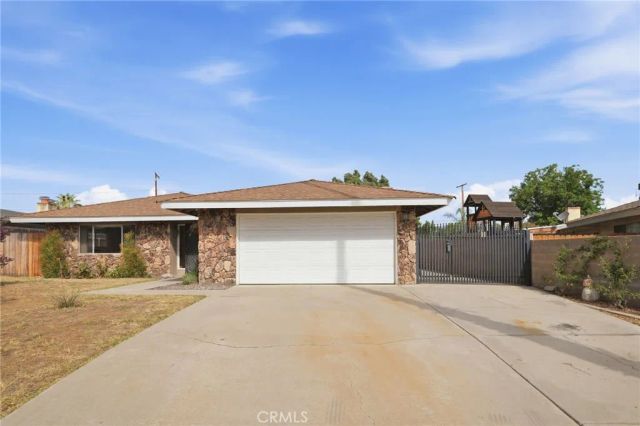 27195 Aurora, Hemet, CA 92544