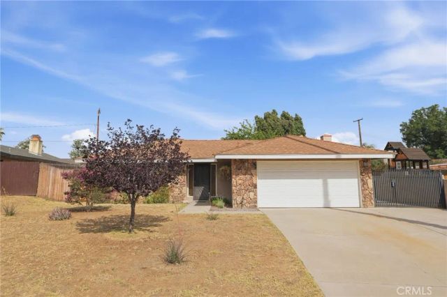 27195 Aurora, Hemet, CA 92544
