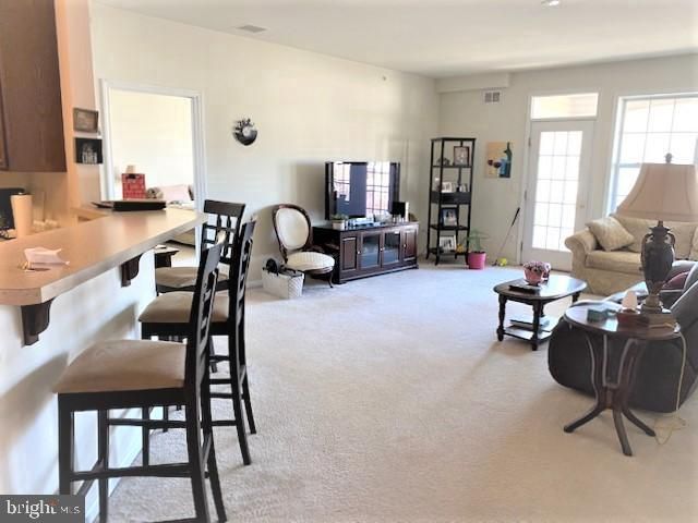 836 TIMBERLAKE DR, Ewing, NJ 08618