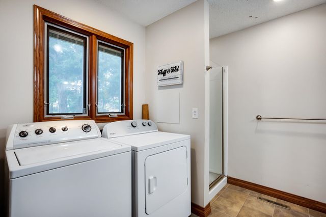 1235 N Mulberry Pl, Wichita, KS 67212