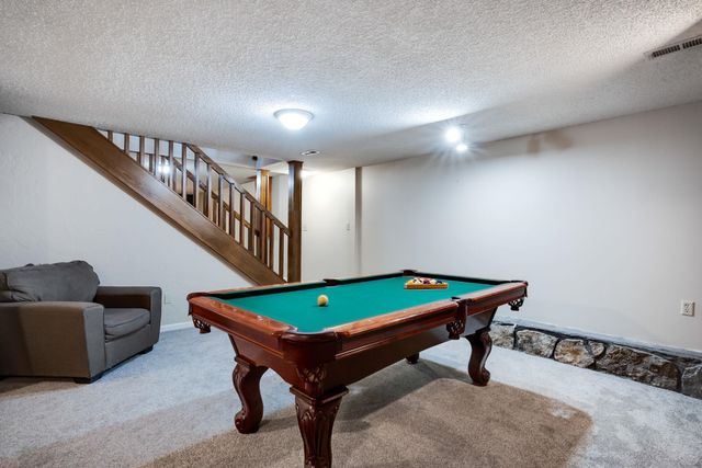 1235 N Mulberry Pl, Wichita, KS 67212