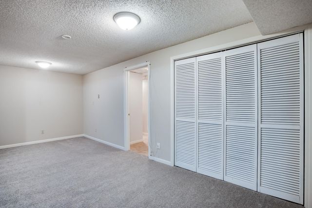 1235 N Mulberry Pl, Wichita, KS 67212