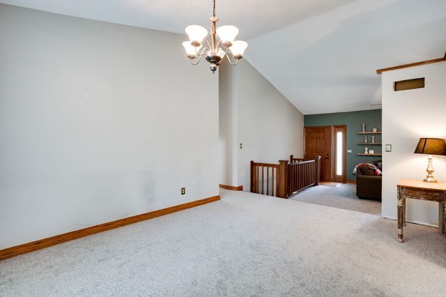 1235 N Mulberry Pl, Wichita, KS 67212