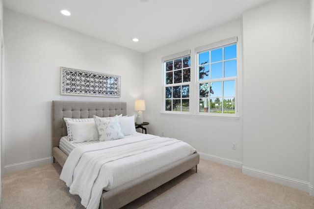 3806 Pyramid Way, Mountain View, CA 94043