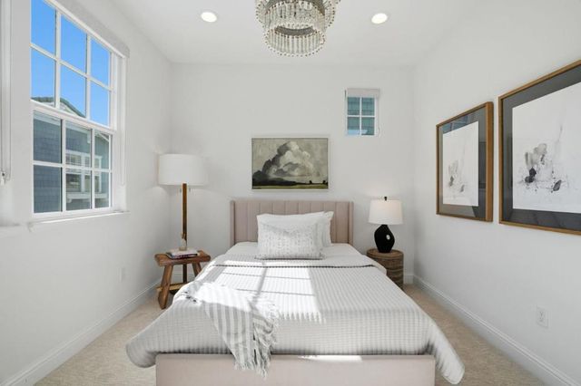 3806 Pyramid Way, Mountain View, CA 94043