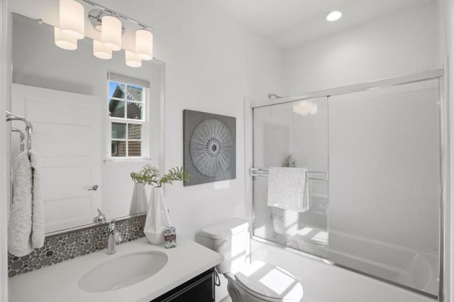 3806 Pyramid Way, Mountain View, CA 94043