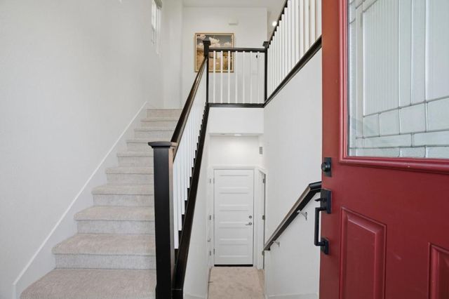 3806 Pyramid Way, Mountain View, CA 94043