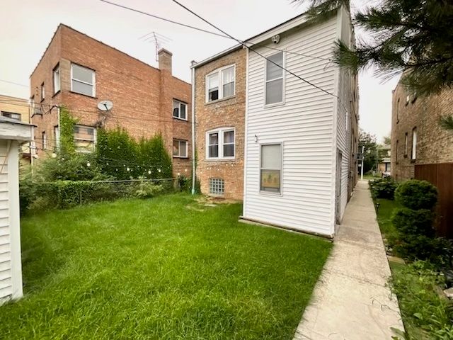 9010 S Justine Street, Chicago, IL 60620