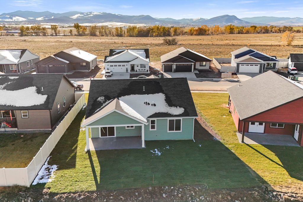 251 Stirling Loop, East Helena, MT 59635 photo 2