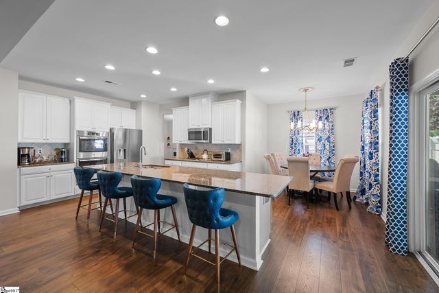113 Waters Run Lane, Simpsonville, SC 29681