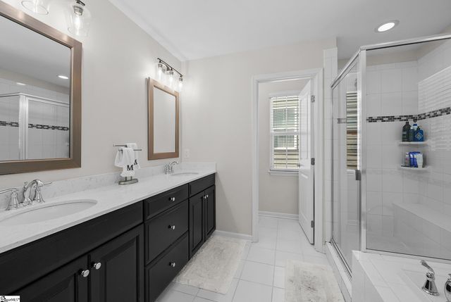113 Waters Run Lane, Simpsonville, SC 29681