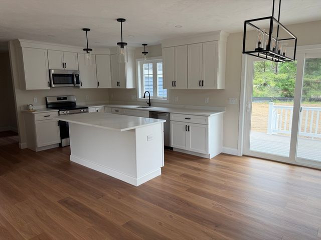 9A Hudson Drive A, Berkley, MA 02779