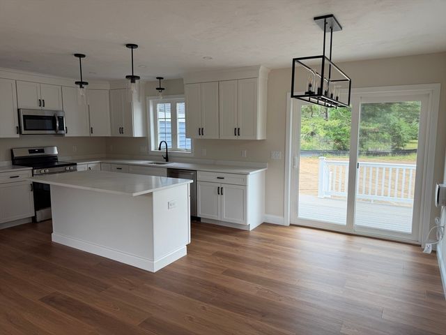9A Hudson Drive A, Berkley, MA 02779