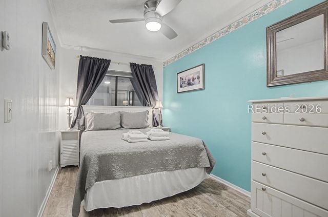 40 Folly Field Rd Apt A212, Hilton Head Island, SC 29928