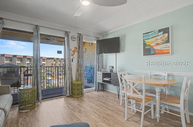 40 Folly Field Rd Apt A212, Hilton Head Island, SC 29928