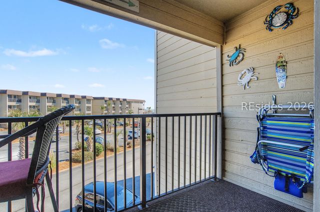 40 Folly Field Rd Apt A212, Hilton Head Island, SC 29928