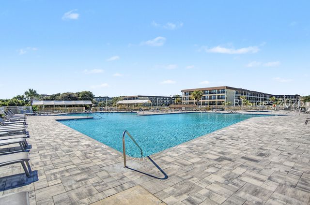 40 Folly Field Rd Apt A212, Hilton Head Island, SC 29928