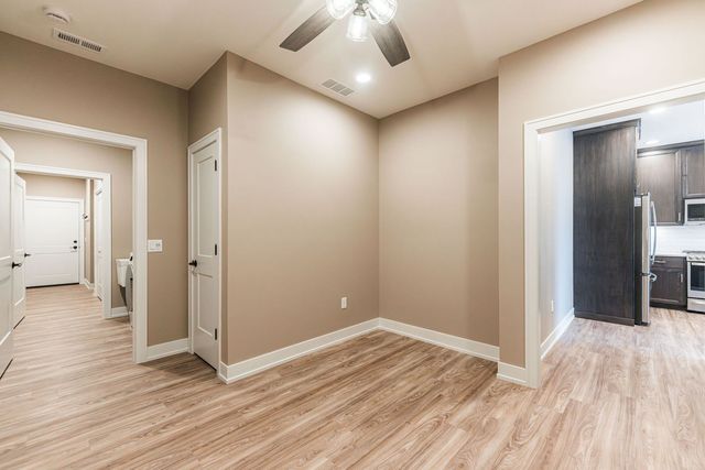 563 Stearn Drive 563, Genoa, IL 60135