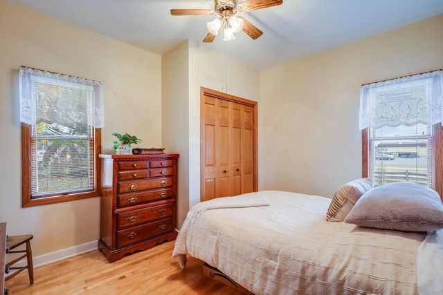 4729 Vista ROAD, Manitowoc, WI 54220