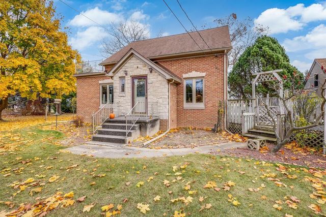 4729 Vista ROAD, Manitowoc, WI 54220