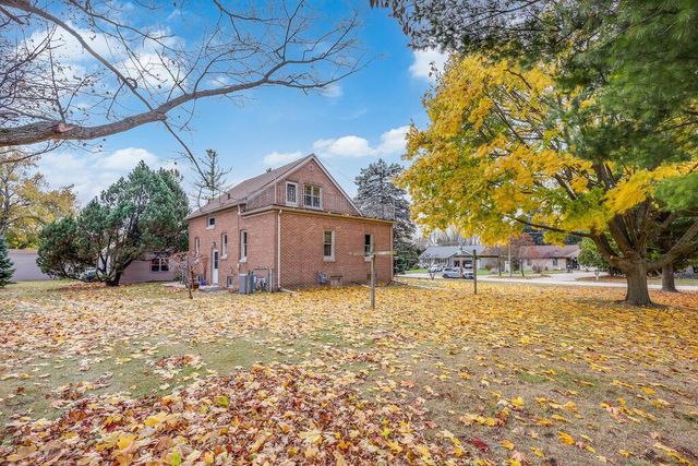 4729 Vista ROAD, Manitowoc, WI 54220