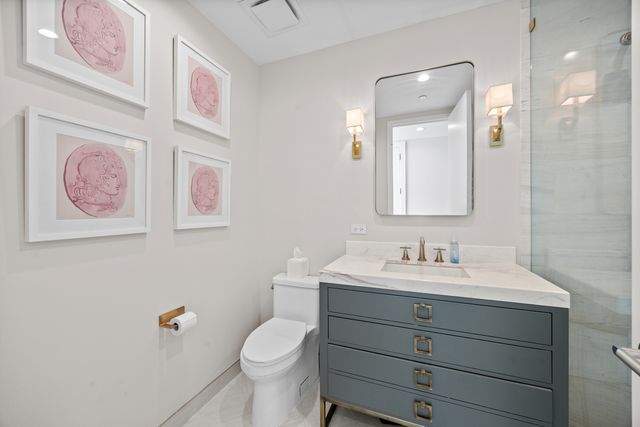 401 N Wabash Avenue 31J, Chicago, IL 60611