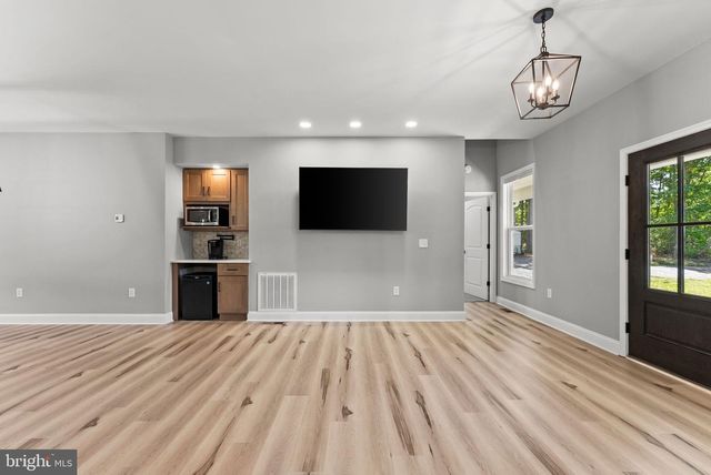 28105 RACCOON FORD RD, Culpeper, VA 22701