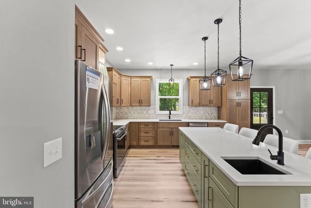 28105 RACCOON FORD RD, Culpeper, VA 22701