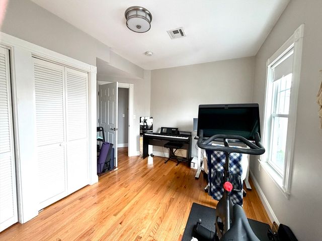 37 Moseley Street 3, Boston, MA 02125