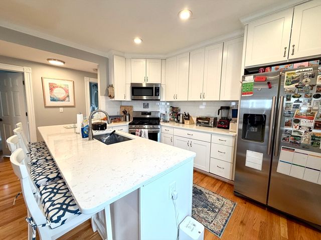 37 Moseley Street 3, Boston, MA 02125