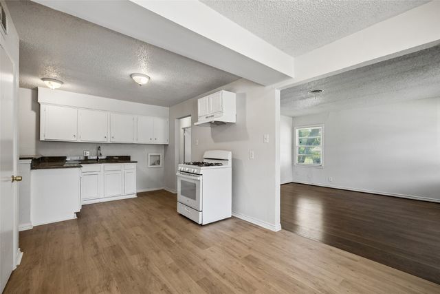 5170 Cardiff Street, Dallas, TX 75241