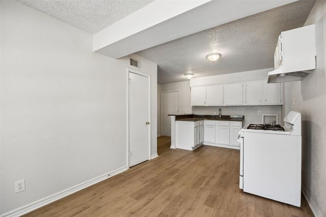 5170 Cardiff Street, Dallas, TX 75241