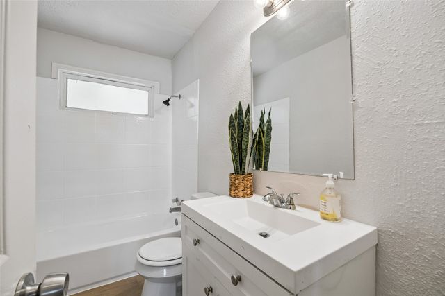 5170 Cardiff Street, Dallas, TX 75241