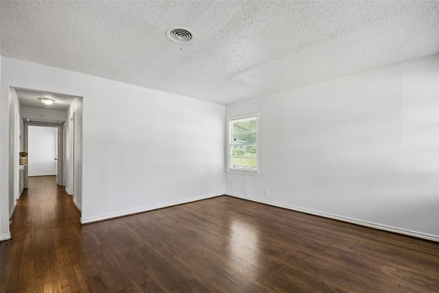 5170 Cardiff Street, Dallas, TX 75241