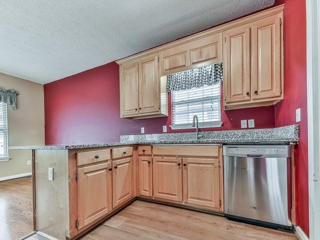 1450 Athens Avenue, Atlanta, GA 30310
