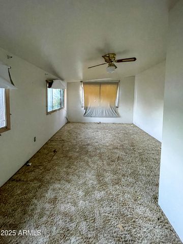 10198 S MIAMI Street, Mayer, AZ 86333