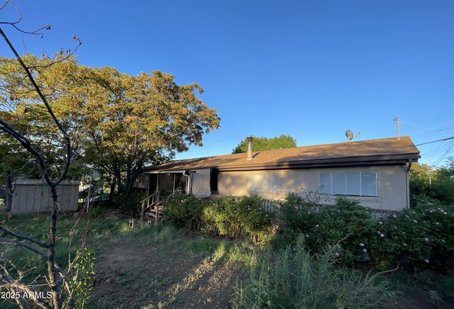 10198 S MIAMI Street, Mayer, AZ 86333