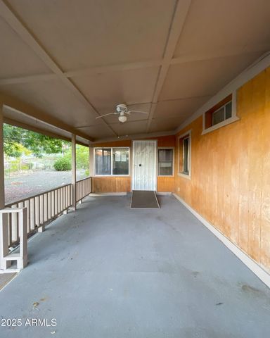 10198 S MIAMI Street, Mayer, AZ 86333