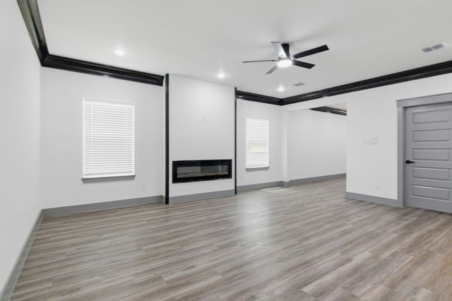 1013 Duff Court, Fort Worth, TX 76112