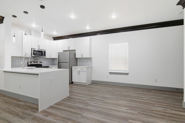 1013 Duff Court, Fort Worth, TX 76112