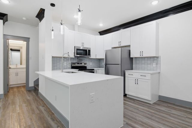 1013 Duff Court, Fort Worth, TX 76112